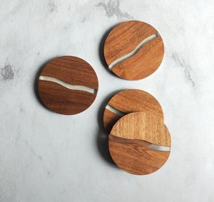 Sous-verres en bois de qualité supérieure avec design en résine, ensemble de sous-verres personnalisés pour le petit-déjeuner, tapis et dessous-de-plat au meilleur prix - Product Image 5