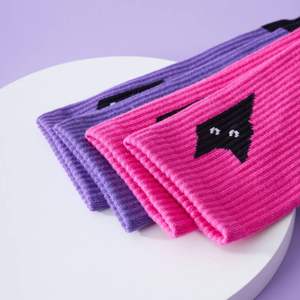 Calcetines de mujer transpirables de longitud media con diseño de otoño, tejidos con material de Spandex/Nylon/Algodón para decoración del hogar (Cuerpo/Puño/Punta) - Product Image 2