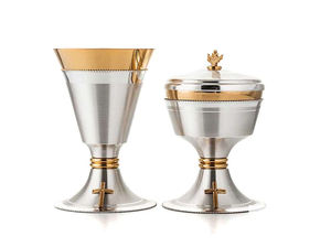 Ciborio y Cáliz Antiguos. Este Cáliz con relieve chapado en oro y plata es hecho a mano con latón y aluminio de alta calidad. - Product Image 5