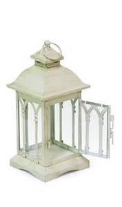 Lanterne à bougie en métal au design classique, très vendue, finition blanc poudré, pour la décoration de la maison - Product Image 4