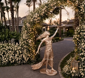 Statue de Dame Céleste en Résine, Sculpture Étoile Résistante aux Intempéries, Décoration de Luxe pour Entrée de Mariage, Jardin ou Destination - Product Image 3