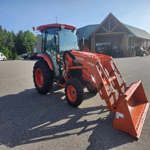Tracteur Kubota L6060 fiable avec une construction robuste, une qualité excellente, des performances et une maniabilité confortables pour les travaux agricoles lourds - Product Image 2