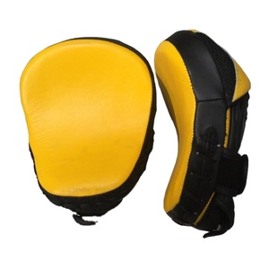 Guantes de Boxeo de Cuero con Diseño Transpirable, Cierre de Velcro, Personalizables para Adultos, para Entrenamiento de MMA - Product Image 1