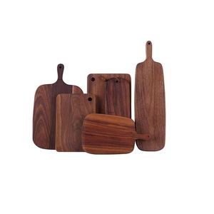 Planche à découper en bois rustique, naturelle, faite à la main, planche de service de cuisine haut de gamme avec poignée - Product Image 3