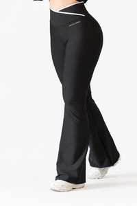 Leggings évasés taille haute respirants et sans coutures pour femme One Ten Apparel – Pantalon de sport unicolore avec effet ventre plat - Product Image 1