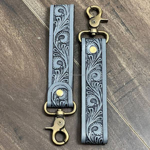 Porte-clés en cuir véritable entièrement travaillé, style western floral, fait main, avec mousqueton, cadeau souvenir - Product Image 3