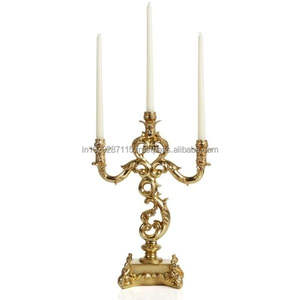 เชิงเทียนทองเหลืองขัดเงางานฝีมือระดับพรีเมี่ยมพร้อมเส้นโค้งศิลปะสำหรับงานเฉลิมฉลองและพิธีพิเศษ - Product Image 5