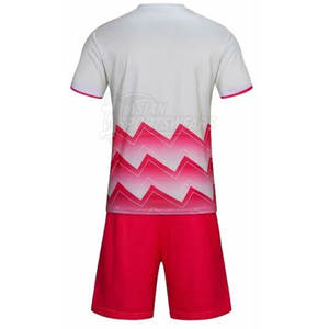 Tenue de football d'équipe personnalisée, dernière conception, sublimation respirante, service OEM, vêtements de sport haut de gamme - Product Image 3