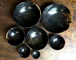 ชามเขาควายขนาดสั่งทำพิเศษสำหรับใช้ในบ้านและครัว ชามใส่ของว่างทำจากเขาควาย พร้อมโลโก้สั่งทำ ชามเขาควายคุณภาพพรีเมียม - Product Image 1