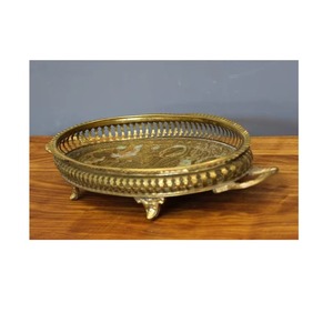 Stainless Steel Serving <b>Tray</b> With Leaf Handles Heavy Duty Metal Serving <b>Tray</b> Finish for Food Service - Product Image 2