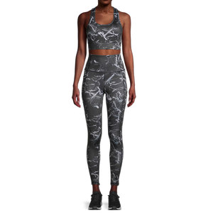 Ensemble de yoga pour femmes, style sportswear, fabriqué au Pakistan, 100% haute qualité, tenue de fitness, taille adulte, longueur intégrale. - Product Image 3