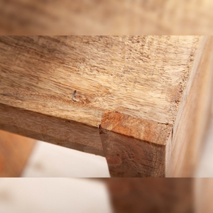 Mesa auxiliar Vandana Classic Surface S de 60 cm en madera maciza de mango con estante ajustable - Product Image 4