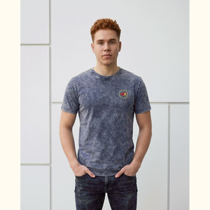 Camiseta de Algodón Sólido para Hombre, Manga Corta, Cuello Redondo, Corte Holgado, Diseño Vintage con Logotipo Impreso con Láser en la Parte Delantera, Antiarrugas, Secado Rápido - Product Image 4