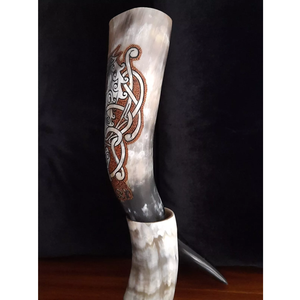 Mug à boire en corne de buffle naturelle fait main, style Viking, avec support en bois, pour cadeau ou décoration médiévale. - Product Image 2