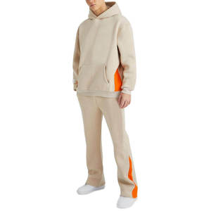 Conjunto Deportivo Elegante de Corte Regular con Pantalones Acampanados, Sudadera Cómoda y Cálida, Ideal para Hombres, Mujeres y Adolescentes - Product Image 1