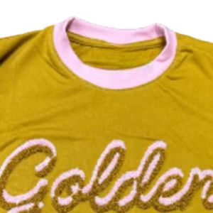 T-shirt Ringer en Chenille Dorée Jaune à Manches Courtes avec Bordure Rose et Motif Brodé – Vêtement Décontracté Tendance pour Femme - Product Image 3