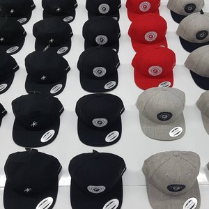 Gorra de Sarga de Algodón Personalizada con Corona Suave, Visera Curva y Costuras Duraderas para un Estilo Casual Diario - Product Image 1