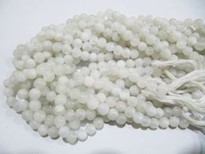 Perles en Pierre de Lune Arc-en-ciel Naturelle Blanche de 8 mm de Haute Qualité pour la Vente en Gros - Product Image 4
