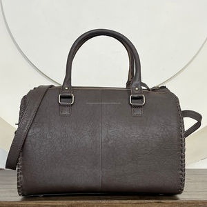 Elegante Bolso de Viaje de Cuero de Vaca con Pelo, Estilo Western, de Lujo, con Diseño de Conchos Turquesa, Bolso Bandolera de Hombro - Product Image 6