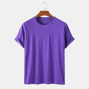 เสื้อยืดคอกลมแขนสั้นสีม่วงสำหรับผู้ชาย ผ้าถัก สีพื้น ทรงปกติ สไตล์ลำลอง ดีไซน์เรียบง่าย ย้อมสีทั้งตัว ผ้าฝ้าย 100% - Product Image 1