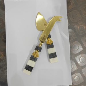 Juego de Cuchillos para Queso de Acero Inoxidable Chapado en Oro, Mango de Mármol, Diseño Moderno y Simple, 5 Pulgadas, Apto para Lavavajillas, Uso Doméstico en la Cocina - Product Image 4