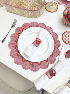 Anneaux de serviette en rotin tressés à la main, design cœur coloré, pour la décoration de table à la maison, au café, lors d'événements et de fêtes - Product Image 2