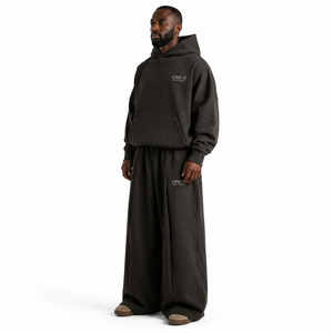 Conjunto de Sudadera con Capucha Oversize y Pantalones Anchos Plisados de Algodón Orgánico Pesado para Invierno, Estilo Urbano, Unisex, Marca Privada Personalizada - Product Image 4