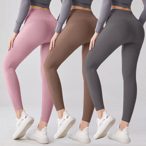 Vente en gros de leggings de sport à taille haute personnalisés pour femmes, leggings de yoga doux en polyester pour la salle de sport et la remise en forme - Product Image 2