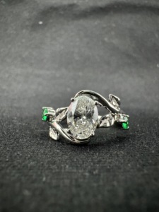Anillo de Compromiso Minimalista de Oro Blanco de 9k con Diamante Cultivado en Laboratorio de Corte Ovalado, Certificado por IGI, para Mujer, Anillo de Boda - Product Image 6