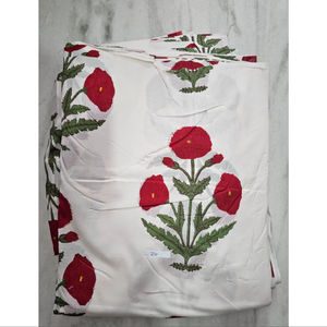 Tela india 100% algodón con estampado floral digital a mano, al mejor precio mayorista y para uso diario. - Product Image 1