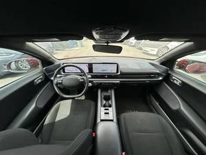 Voiture d'occasion fiable Hyundai <span class=keywords><strong>IONIQ</strong></span> 6 SE Sedan 2024 - Product Image 3