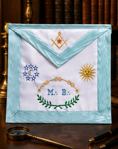 Insignia del Rito Francés, Bordado a Mano Profesional en Satén o Cuero Sintético, con Pasador de Seguridad, Regalia Masónica Ceremonial de Primera Calidad - Product Image 1