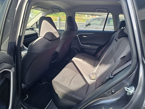 Toyota RAV4 2.5 Hybride 218HP ECVT 2WD SUV Dynamique Voiture Familiale Économe en Carburant - Product Image 4