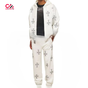 Chándal con Pedrería para Hombre, Bajo MOQ, Fabricante Pakistaní, Tallas Grandes, Color y Diseño Personalizados OEM - Product Image 1
