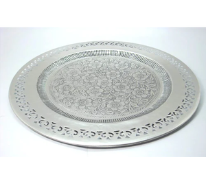 Plato de aluminio para servir alimentos, muy vendido, con grabado floral y efecto martillado, para uso en restaurantes. - Product Image 5