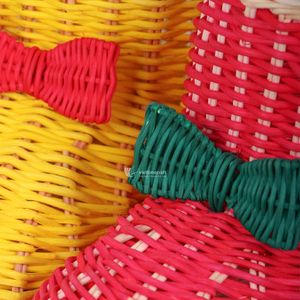 Viettimecraft - Adorno de Mimbre Amarillo con Forma de Bota de Bebé, Decoración Bohemia con Lazo Rojo para Decoración del Hogar, Venta al por Mayor - Product Image 2
