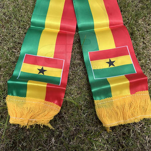 Bufanda de fútbol para aficionados con construcción duradera, textura suave y colores vibrantes, adecuada para partidos y celebraciones. - Product Image 2