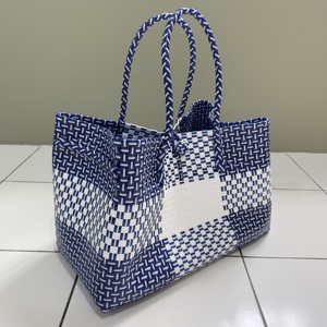 <b>Hand</b> Woven Recycled Plastic Tote Bag Eco Friendly Reusable Market Basket Handmade Waterproof Shopping Handbag For Summer Beach - Product Image 1