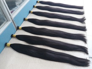 Cabello virgen vietnamita sin procesar con cutículas alineadas en paquetes para trenzas de cabello liso - Product Image 1