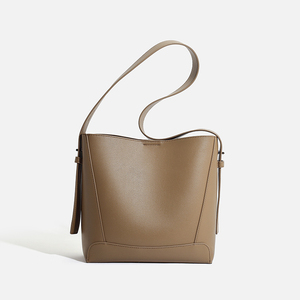 Bolso tipo cubo de cuero genuino, bolso tipo cubo premium para mujer, bolso tipo cubo de cuero para mujer, bolso tipo cubo de alta calidad - Product Image 3