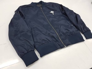 Men's Green Bomber <b>Jacket</b> Solid Colour Wind Breaker <b>Jacket</b> with Insulated Body Stretch Sleeves and Contemporary - Product Image 3