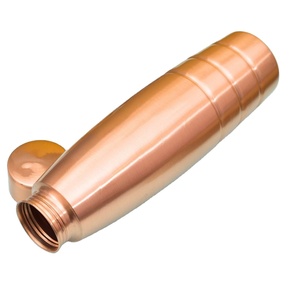 Bouteille d'eau en cuivre pour le bien-être à domicile, idéale pour l'hydratation, la cuisine, la salle à manger et l'utilisation quotidienne de l'eau. - Product Image 1