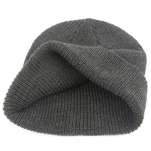 Bonnet personnalisé avec patch tissé pour les marques de streetwear, en tricot côtelé, marque privée, fournisseur en gros aux États-Unis - Product Image 3