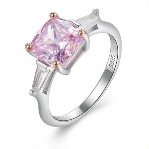 Bague de luxe classique en argent sterling 925 coupe princesse rose faux diamant CZ - Product Image 1