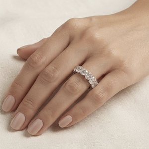 แหวนหมั้นเพชรทรงกลมเจียระไนแบบบริลเลียนท์ 14K ทองคำขาว เพชรเพาะเลี้ยงในห้องปฏิบัติการ รับรองโดย IGI เหมาะสำหรับสวมใส่ทุกวัน ราคาขายส่ง เครื่องประดับสำหรับเธอ - Product Image 4