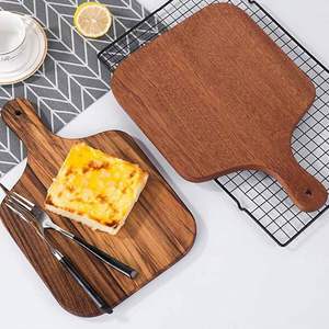 Planche à découper ronde en bois de manguier avec poignée - Écologique, durable, légère pour une utilisation en cuisine - Product Image 2
