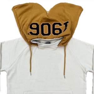 Sudadera con Capucha Blanca para Mujer, Estilo Universitario, con Orejas de Oso Doradas y Logotipo 9061, Informal, para Otoño, con Bolsillos - Product Image 2