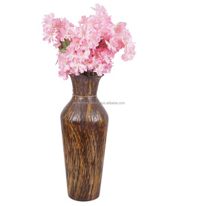 Vase à fleurs en métal moderne au design unique pour la maison, le bureau, le salon, la décoration de mariage - Vase de table écologique - Product Image 2