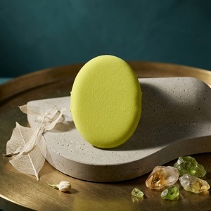 [K-ESSENTIALS] ฟองน้ำแต่งหน้า Radiant Cushion แบบเปียกและแห้ง รูบิเซลล์ ไมโครพอร์ แอร์คูชั่น ฟองน้ำความหนาแน่นสูง - Product Image 2