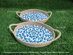 Juego de Bandejas Redondas de Ratán con Incrustaciones de Madreperla Hechas a Mano de Utsav Elegance, Estilo Indio, para Servicio de Té, Decoración Festiva y Regalos - Product Image 6